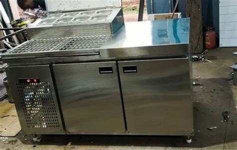 Stainless Steel Rectangular Pizza Makeline Machine For Commercial Use