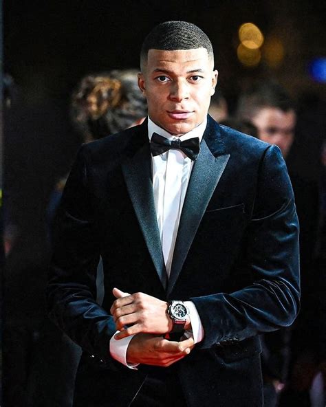 Kylian Mbappe | Kylian mbappé, France team, Suits