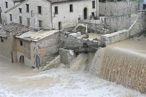 Alluvione Nelle Marche Il Cnr Numerosi Precedenti Storici Piogge