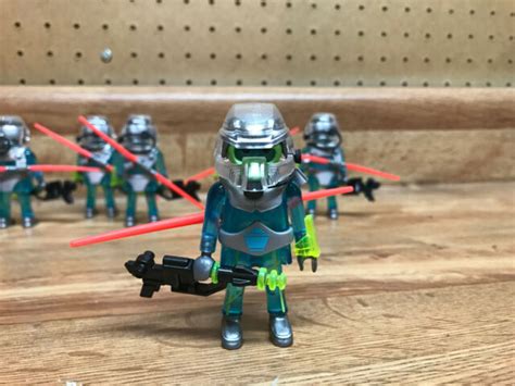 Playmobil Vintage Spacemen Space Warriors Astronauts Aliens Mystery