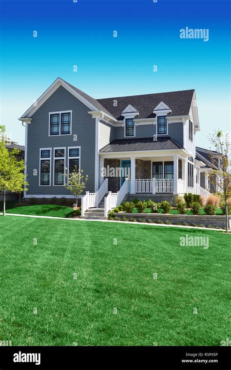 Craftsman style house Stock Photo - Alamy