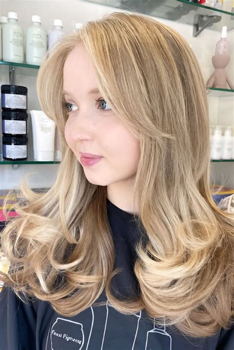Butter Blonde Hair Ideas For A Soft Bold Statement