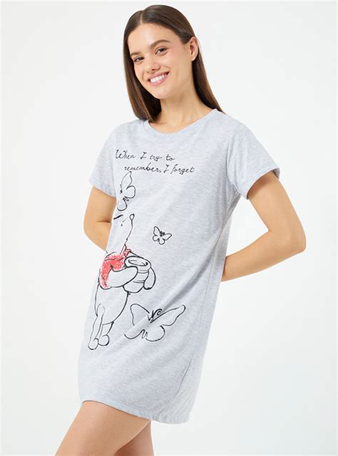 Ripley PIJAMA CAMISOLA MUJER DISNEY GRIS OSCURO WINNIE THE POOH