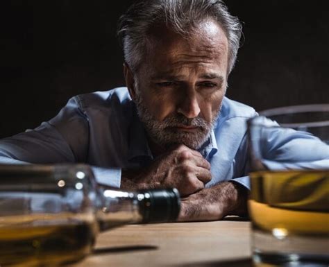 3 Major Causes of Alcohol Addiction - Health Guide Insider