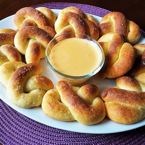 Soft Pretzels With Cheese Sauce Keto Low Carb