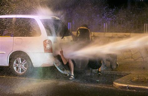 Protest Organizers Call On Police To Halt Use Of Water Cannons Israel