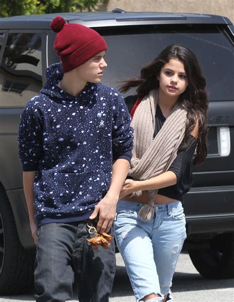 Selena Gomez Justin Bieber Fight Break Up Happened Before New Years