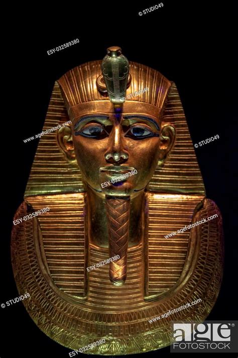 One of the masks of Tutankhamun - original mask, Stock Photo, Picture And Low Budget Royalty ...