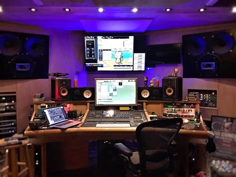 show   studio   collection  jaw dropping studios