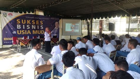 Seminar Kewirausahaan Sukses Bisnis Usia Muda Bersama Coach Dian