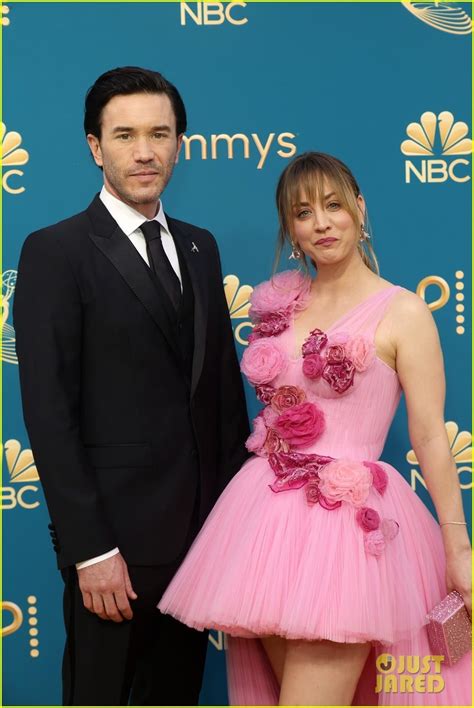 Kaley Cuoco & Tom Pelphrey Make Red Carpet Debut at Emmy Awards 2022 ...