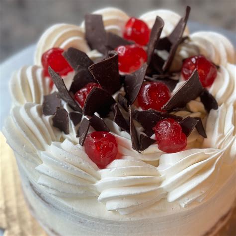 Black Forest Cake | FUJI BAKERY Seattle