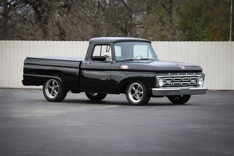 1964 Ford F100 Premier Auction