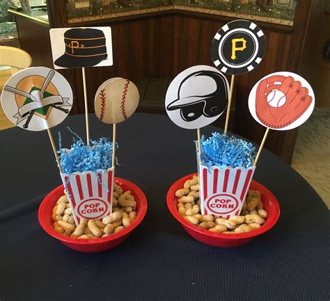 Centerpieces for baseball birthday party Fiesta cumpleaños