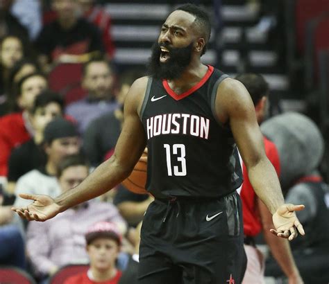 Harden Leads Rockets To 117 102 Win Over Knicks