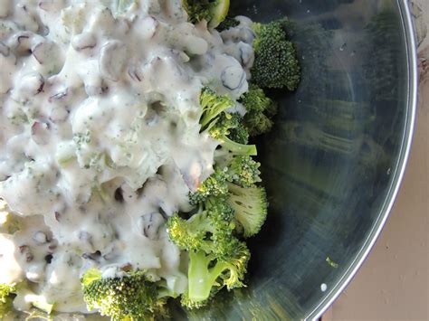 Leave A Happy Plate Ranch Broccoli Salad With Spicy Candied Almonds