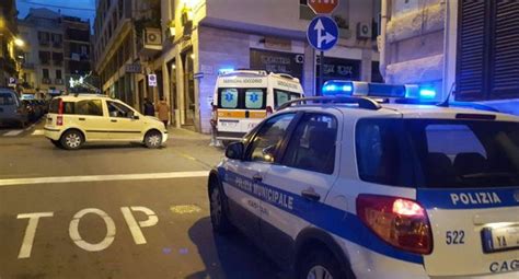 Cagliari Scontro Tra Auto In Via Mameli Ferito 46enne Cronaca