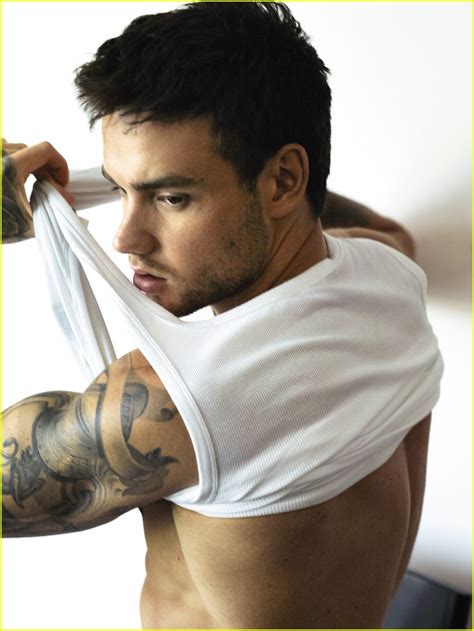 Liam Payne Strips Down to His Boxer Briefs for Shirtless Hugo Campaign!: Photo 4381900 | Fashion ...