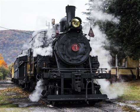 Durbin Rocket Train Ride in West Virginia (11 Images) | Stephen Hung ...