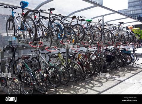 Two level bicycle parking at Euston Station, London, England Stock ...