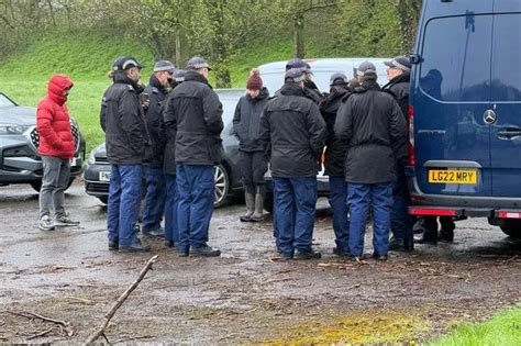 Human Remains Found In Croydon Park As London Police Swarm Area Mirror Online