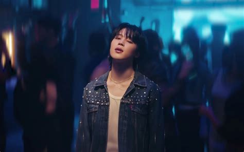 Bts Jimin S Like Crazy Debuts At On Billboard Hot Allkpop