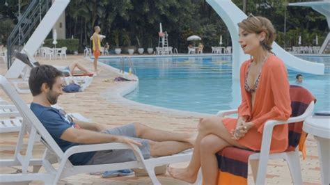 Naked Marina Palha In Prata Da Casa