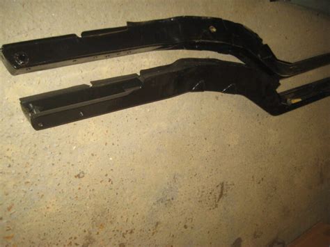 10 Mgb Front Chassis Leg Hza438 9 Hza590 1 1962 1974 C B