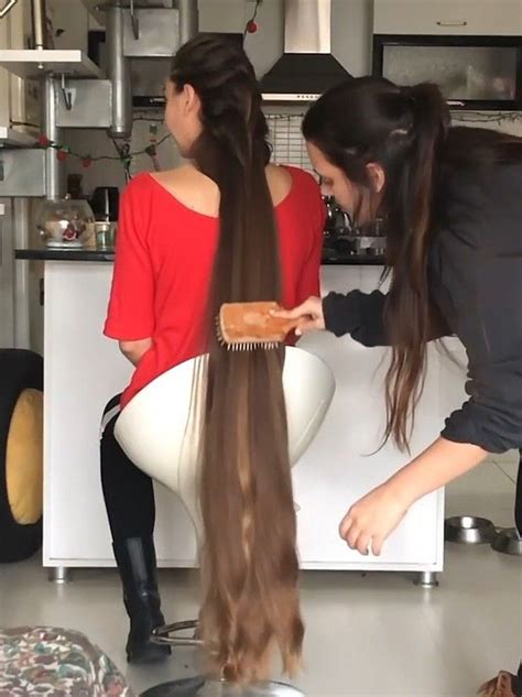 Video Begum And Her Friend Playing With Hair Hair Lift Different