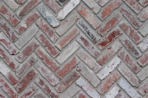 A Guide to Brick Patterns for Patios and Walkways (2024) | Today's ...