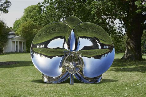 Marc Quinn S Light Into Life Exhibition Opens At Kew Gardens New