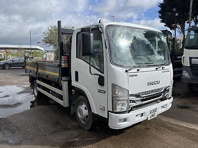 Isuzu Trucks Forward N Auto Ton Insulated Tipper Ebay