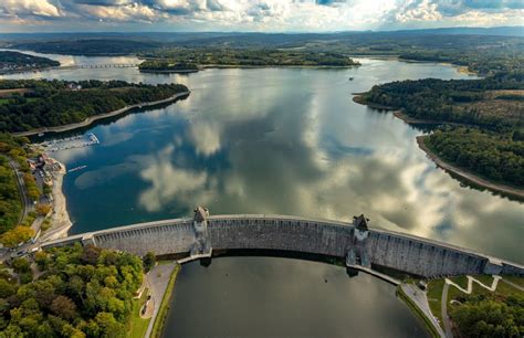 Luftaufnahme M Hnesee Herbstluftbild Talsperren Staudamm Und Stausee