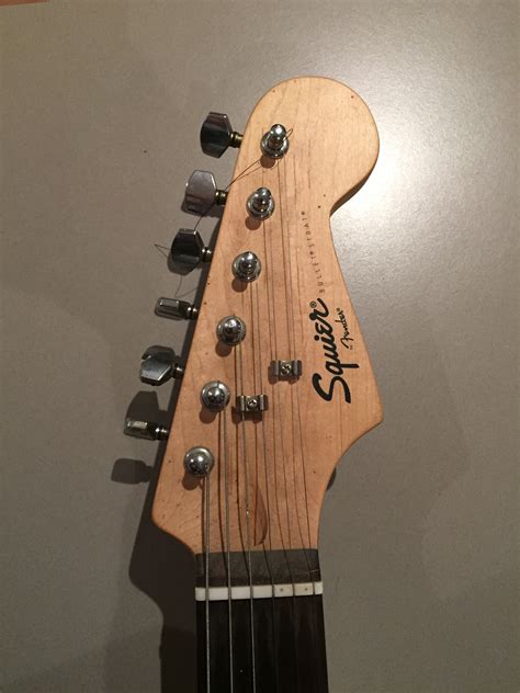 Fender Squier Bullet Stratocaster Sss With Tremolo Laurel