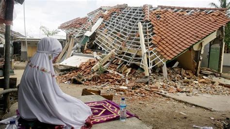 Memetik Hikmah Dibalik Musibah Gempa Di Lombok