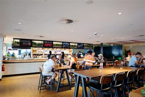 downtown bar  kitchen twin city hotel