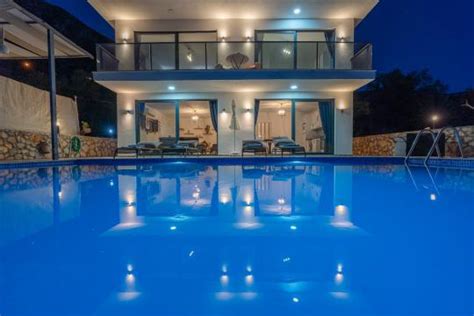 Villa İzabel Doğa Manzaralı Korunaklı Tatil Villası Villacım