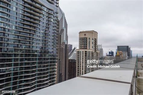 Rooftop Ledge City Photos and Premium High Res Pictures - Getty Images