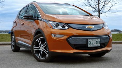 GM Working On 10-Minute Charge To Provide 300 km EV Range | AutoTrader.ca