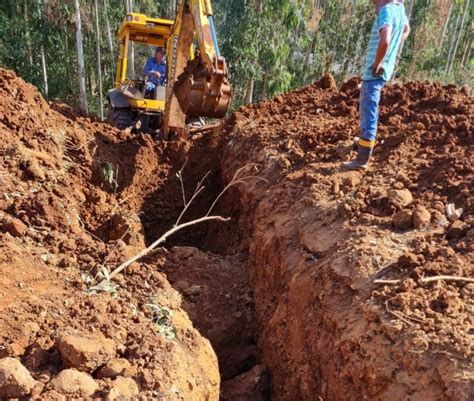 Homem Soterrado Durante Trabalho Em Obra De Tubula O No Oeste De Sc