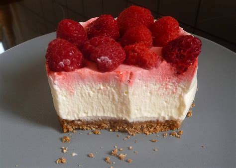 Cuillère aiguille et scie sauteuse Cheesecakes sans cuisson aux