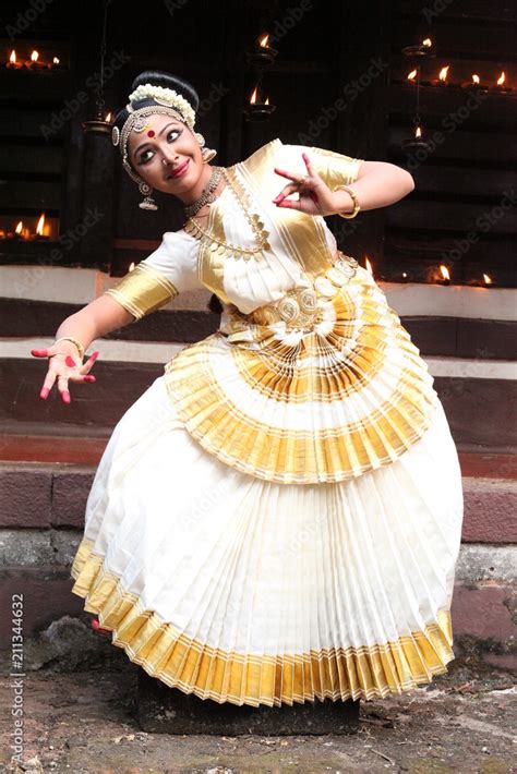 Mohiniattam Dance