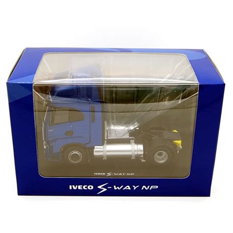 Iveco S Way Np Tractor Truck Assi Blu Metallizzato