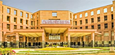 Top 50 Best Medical Colleges In India 2020 Uniform Application