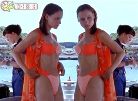 Naked Catherine Flemming In Ein Fleisch Und Blut