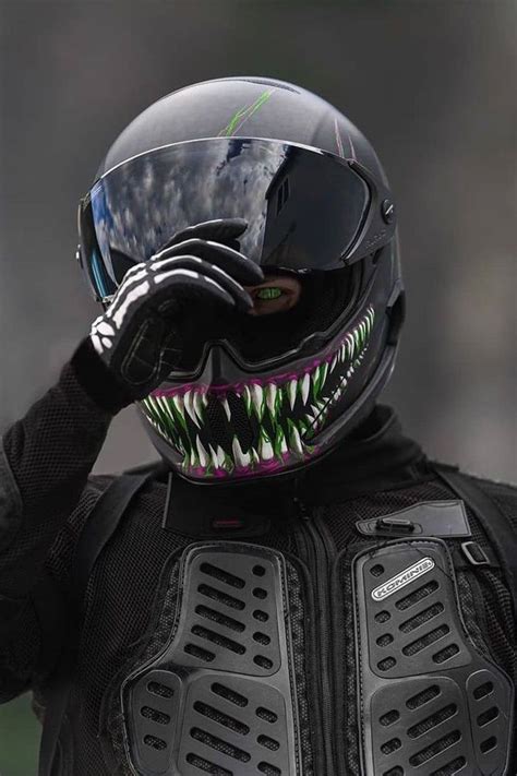 The Predator- Venom | Cool motorcycle helmets, Biker helmets, Custom ...