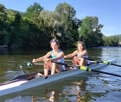 Aviron Cadurcien Emma Puyjalon Et Elory Charles En Course Aux