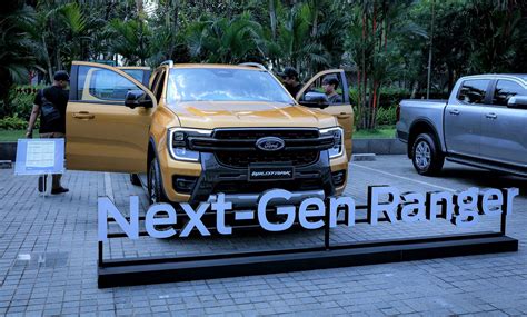 Generasi Baru Ford Ranger Raptor Dan Everest Titanium Mengaspal Di