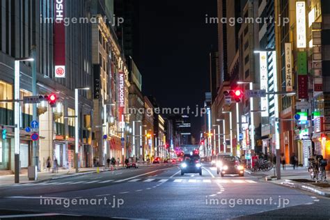 東京都中央区 日本橋 街並み 夜景の写真素材 207000326 イメージマート