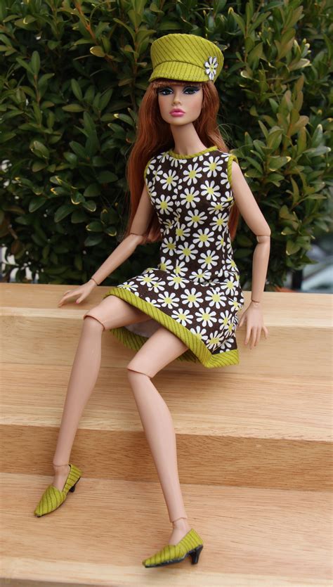 Vintage Twist N Turn Barbie Brunette Artofit